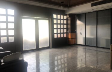 พีเอส เรสซิเดนซ์ สำนักงานให้เช่า ย่านคลองตัน ติดถนนเพชรบุรี